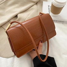 Bolsa de Ombro Feminina de Couro Giordana