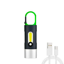 Carregar imagem no visualizador da galeria, Mini Lanterna Chaveiro Recarregável
